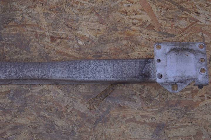 фото №10, Peugeot 308 t7 балка бампера перед y789