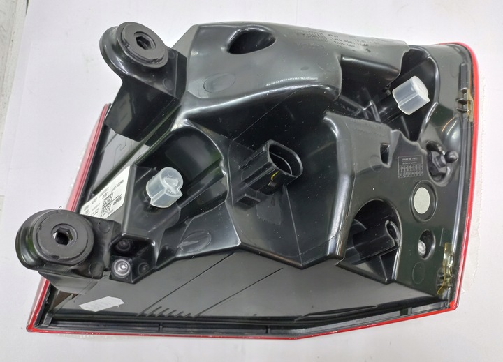 фото №13, Valeo 047018 лампа задня комбінована 13e287-v