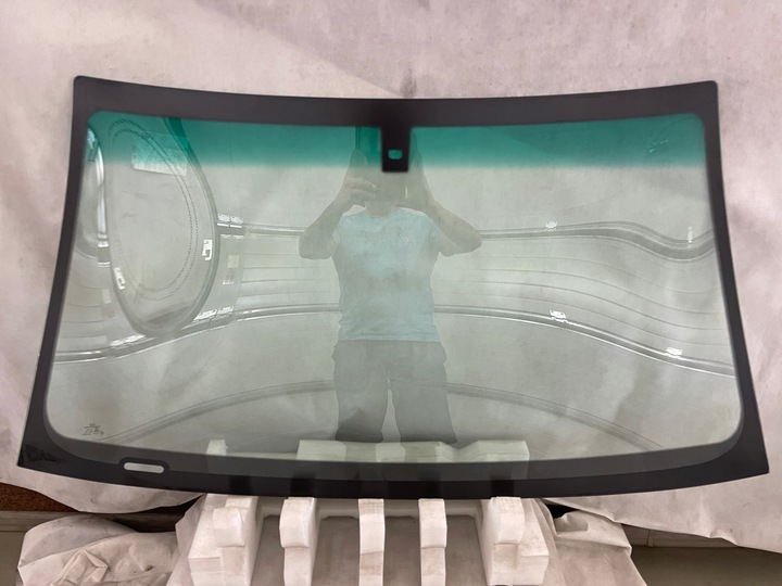 фото №4, Стекло передняя лобовое audi a8 датчик 2002-2004