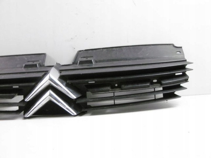 фото №2, Citroen c5 i 01-04 решётка решётка радиатора 9636751980