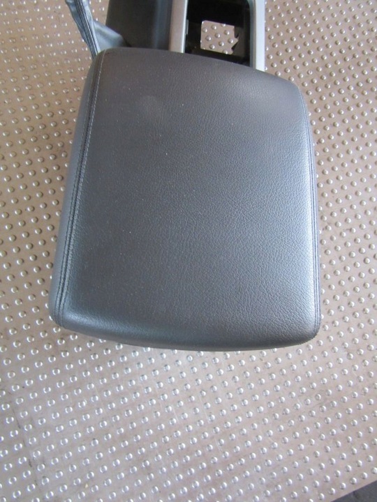 фото №10, Nissan pathfinder r51 туннель средний подлокотник eu