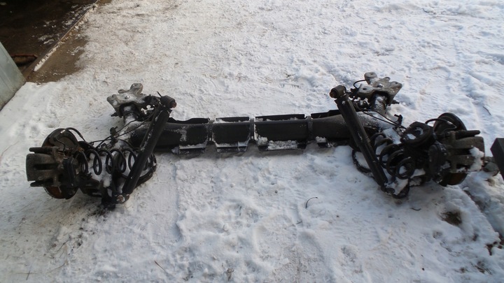 фото №10, Подвешивание зад renault talisman 1.2 универсал зажимы подрамник зад