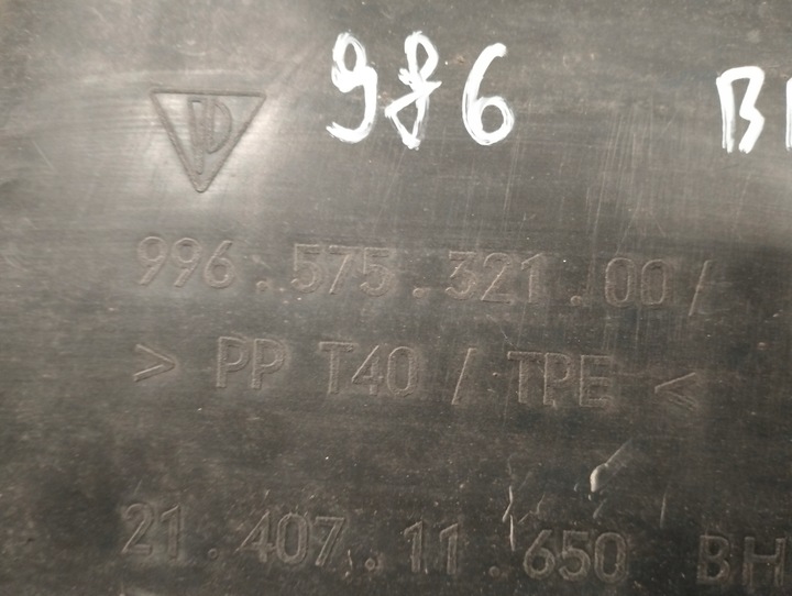 фото №9, Porsche boxster 986 впуск руль воздуха 99657532100 левый