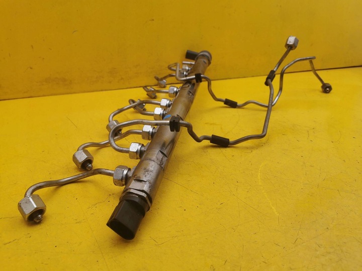 фото №12, Bmw 6 f06 3.0d система паливний форсунки насос планка 7823470 n57d30b