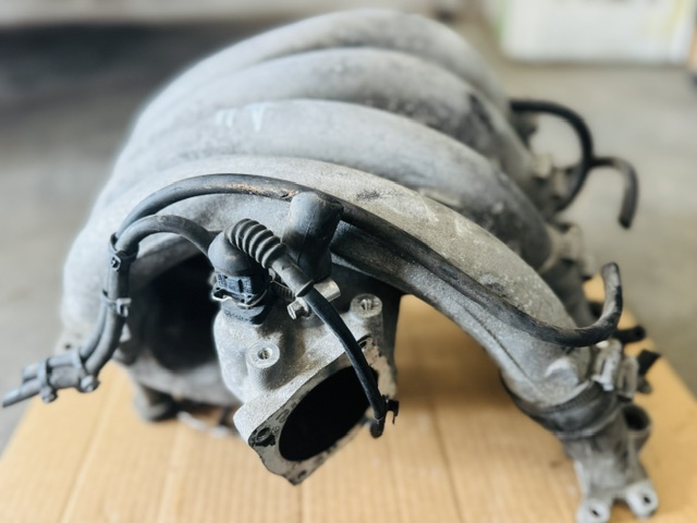 фото №8, Колектор впускний впускний  audi a4 b5 1.8 20v 058133206d