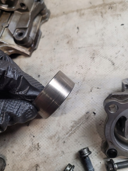 фото №14, Насос масла вал balansujący оригинальный номер 045115109a 045103331 vw polo iv 9n1 1.4tdi