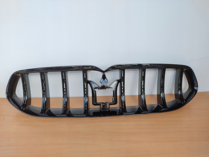 фото №1, Maserati grecale решётка решётка радиатора новый оригинал 670170829 dm30