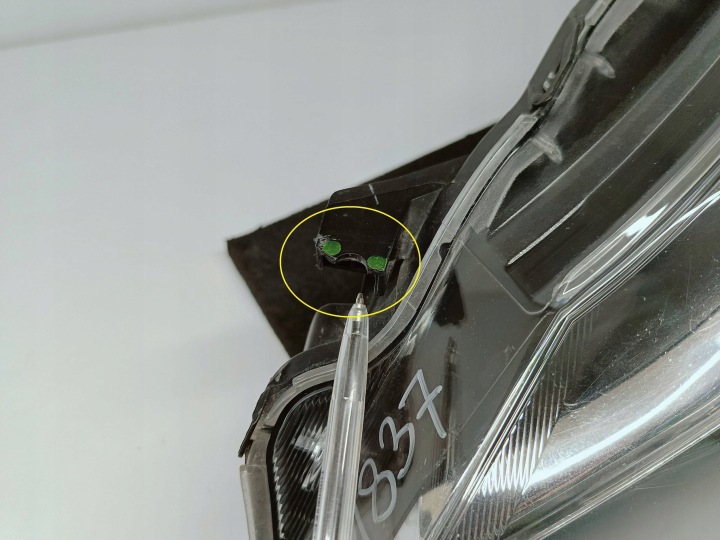 фото №9, Toyota yaris iii рестайлінг 17- фара ліва перед лінза + led eu 0d-197