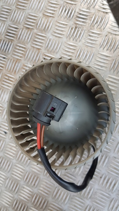 фото №8, Audi a8 d3 воздуходувка вентилятор воздуховод