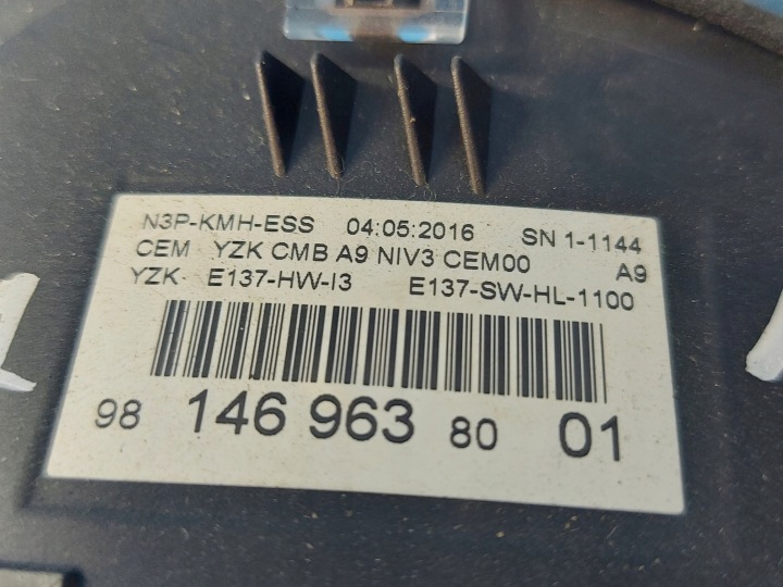 фото №9, Спидометр панель приборов peugeot 2008 1.2 vti 9814039080