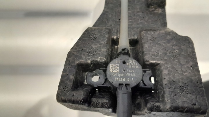 фото №9, Audi a4 b9 a5 ii балка датчик пішоходів абсорбер перед