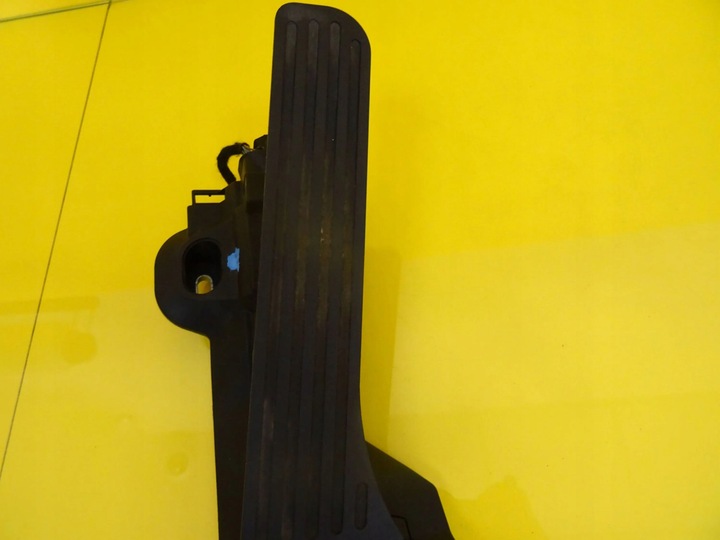 фото №5, Потенциометр газа audi a3 s3 8p 1k2721503e nr697