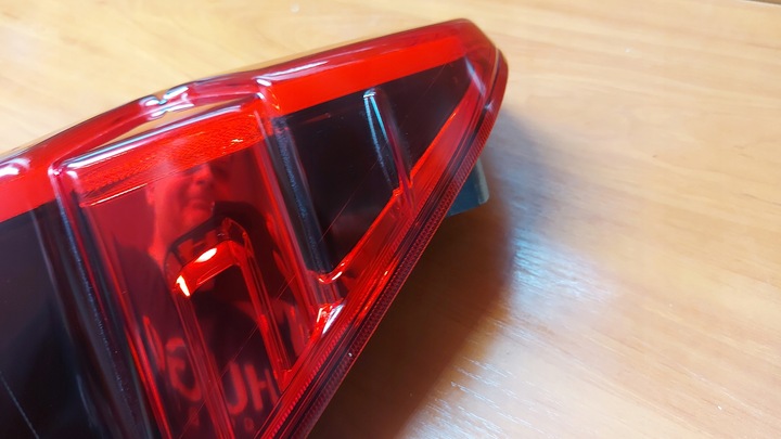 фото №12, Лампа левая левый зад задняя toyota hilux viii 20- рестайлинг