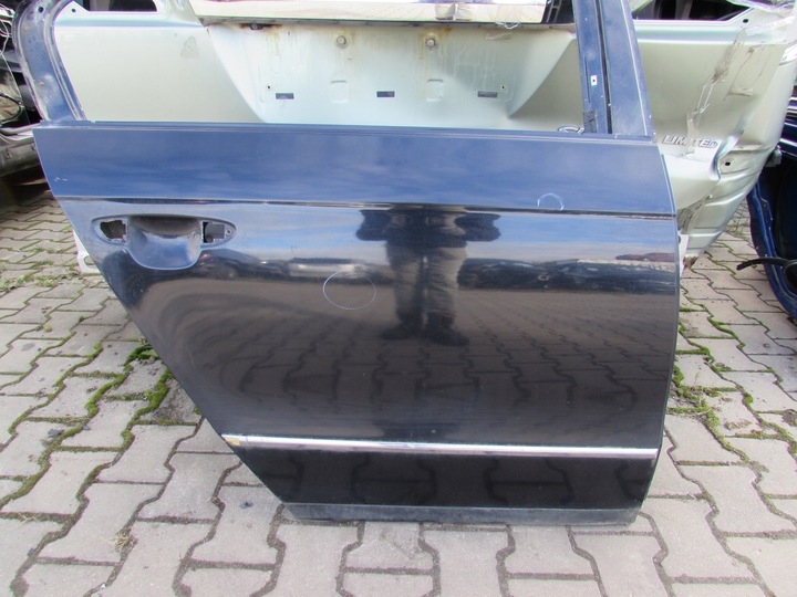 фото №4, Двері праві зад vw passat b6 05-10r sedan lc9x