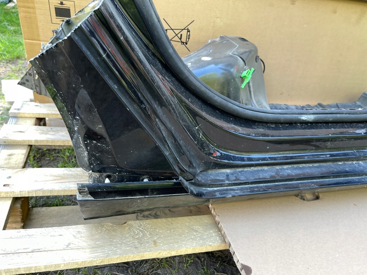 фото №2, Порог правые стойка крыло зад lc9x vw passat b8 универсал