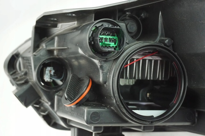 фото №14, Лампа правая передняя полный led kia ceed iii рестайлинг j7921-62520 j792111020