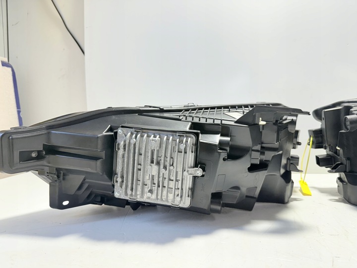 фото №10, Volvo xc60 2 ii лампа лампы передние полный led 32133549 32133548