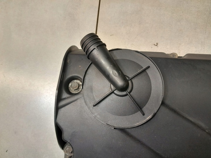 фото №4, Крышка zworów vw sharan i 1.9 tdi auy