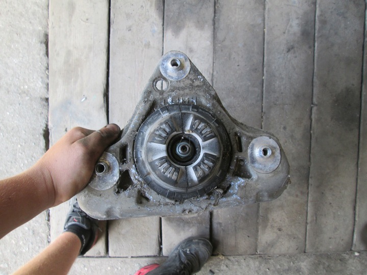 фото №12, Амортизатор пружина лівий правий перед audi a4 b7 1.9 tdi