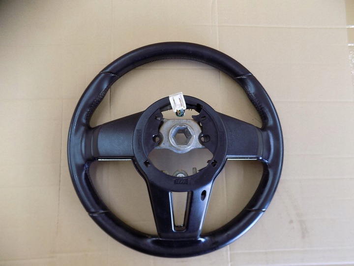 фото №8, Mazda cx30 руль блок управления кожаный мультифункция очень красивая 0ryginalna