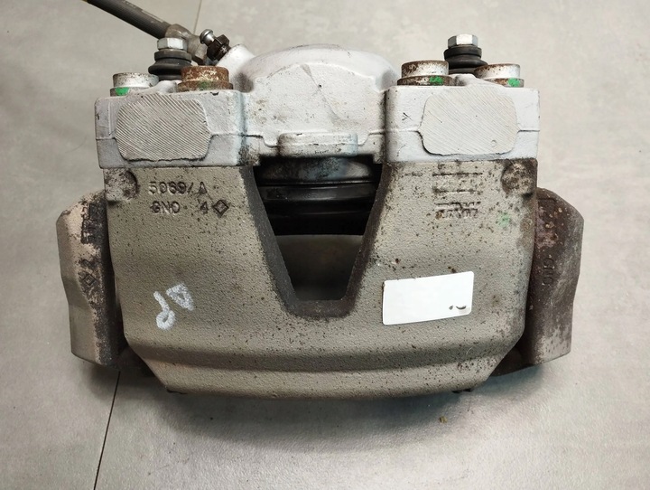 фото №1, Audi q5 8r супорт лівий перед 8r0105q