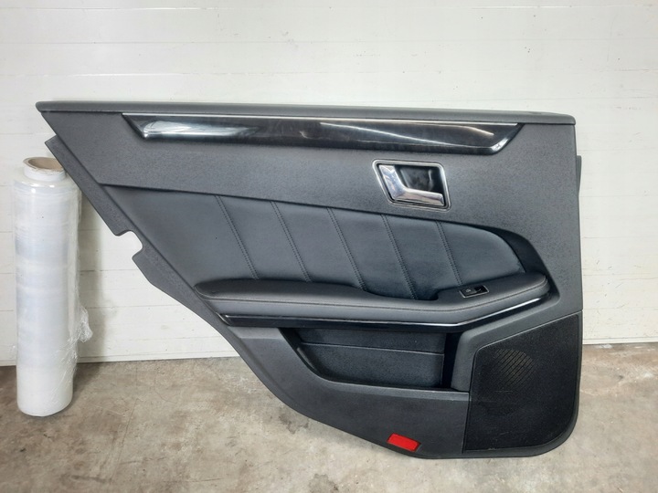 фото №1, Оббивка боковина двері лівий зад mercedes w212