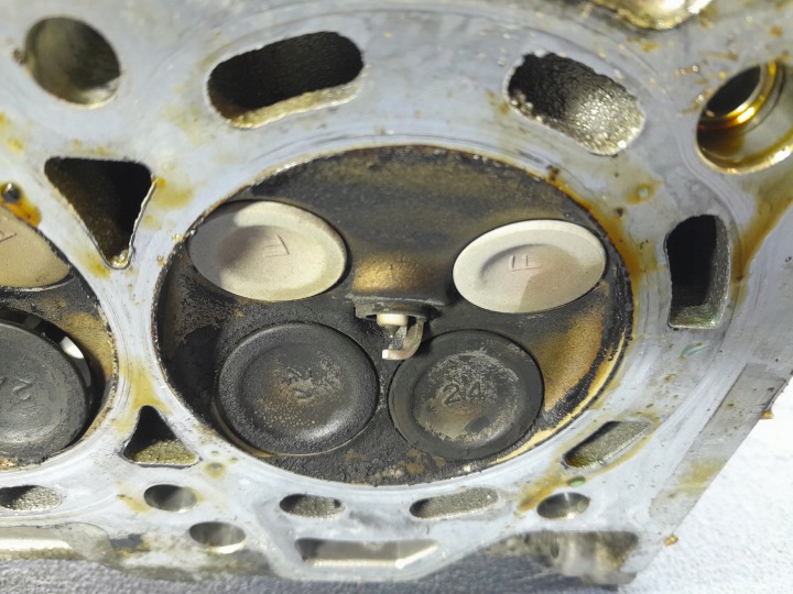 фото №5, Honda jazz iii 1.2 v-tec 90 km l12b1 головка двигуна комплектна rb0-g