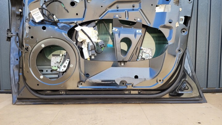 фото №8, Mercedes cls w219 дверь перед передние правое fv
