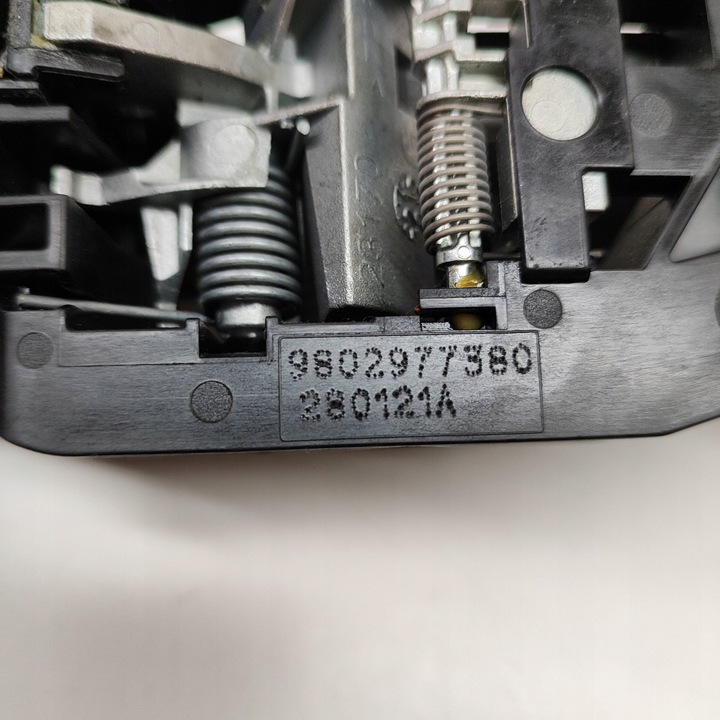 фото №7, Opel grandland x 2021 зад сторона ліва ручка зовнішня двері передніх