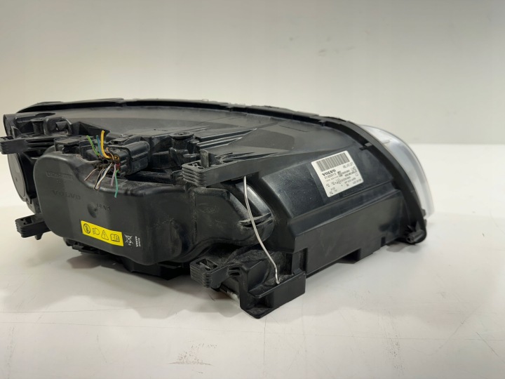фото №9, Левое ксенон volvo v70 s80 xc70 рестайлинг 31420013 европа