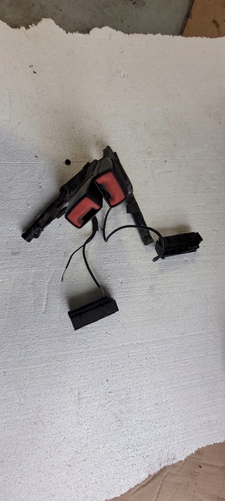 фото №13, 2 x натягувач 13225285 13225286 + 2 x натягувач opel corsa d передній рестайлінг оригінал