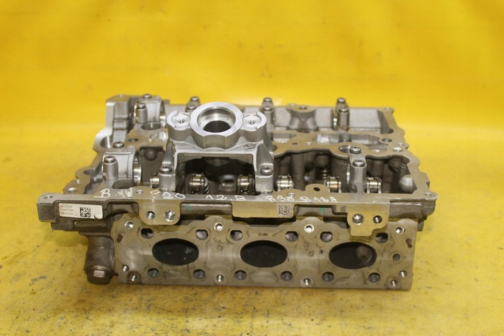 фото №8, Головка двигателя 1.2 b bmw f20 f55 f56 mini 7638314