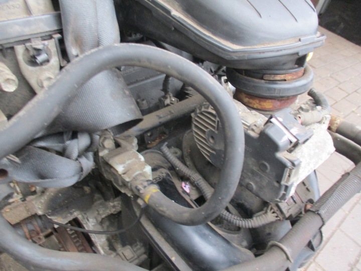 фото №8, Двигатель дроссельная заслонка катушка toyota yaris ii 1.0 1kr