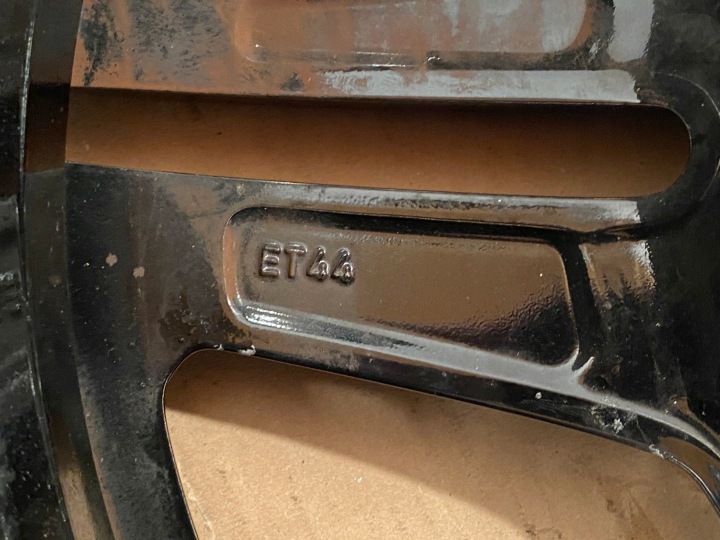 фото №12, Mercedes c-klasa w205 amg алюмінієвий диск 18 дюймів