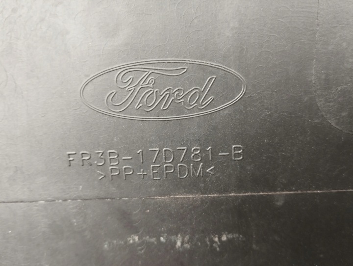 фото №9, Бампер задній  ford mustang vi 6 2015-^