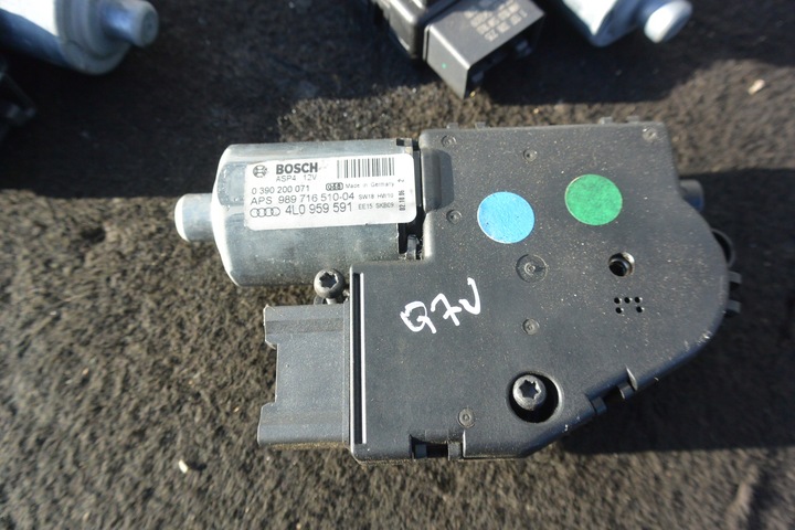 фото №10, Моторчик люк kpl 3 szt audi q7 4l