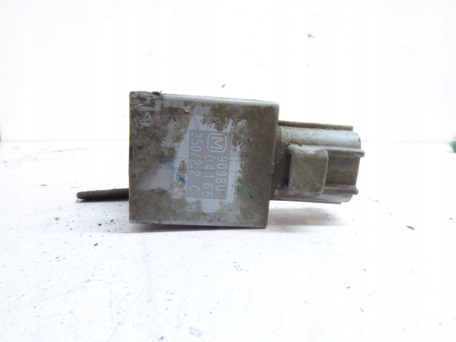 фото №1, Corolla e12 01-04 реле модуль конденсатор 1.4 16v