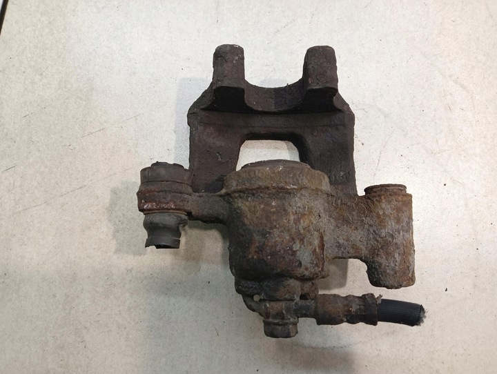 фото №3, Супорт гальмівний праві зад toyota camry v 2.4