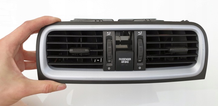фото №13, Skoda fabia 2 ii mk2 roomster средняя решётка воздуховод панели распределительной