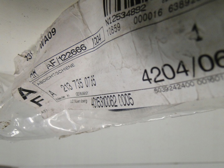 фото №7, Mercedes w213 213 прокладка стёкла дверь левая зад