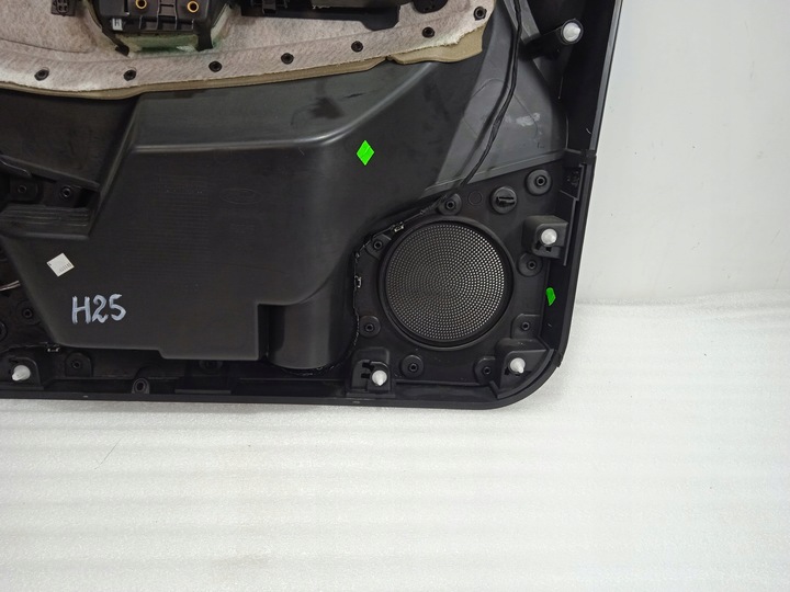 фото №11, Kuga mk2 рестайлинг боковина обивка дверь правые перед