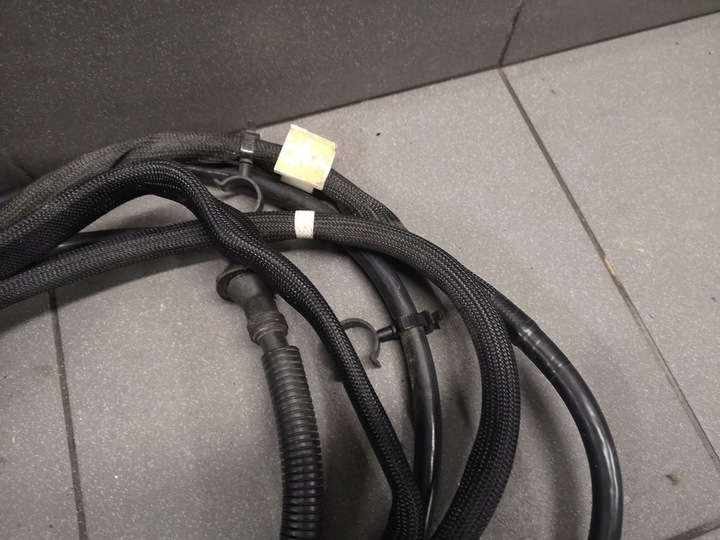 фото №8, Шланг акумулятора audi rs6 c5 avant 4b7971225h