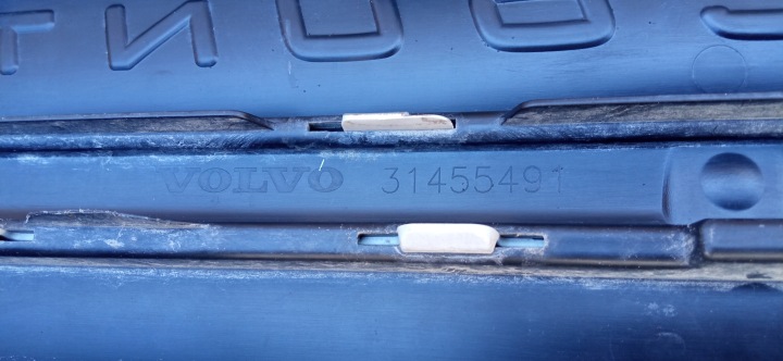 фото №11, Volvo v60 cross country 14- диффузор спойлер бампера зад pdc 31455491