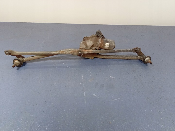 фото №1, Sprinter w906 механизм дворник перед eu