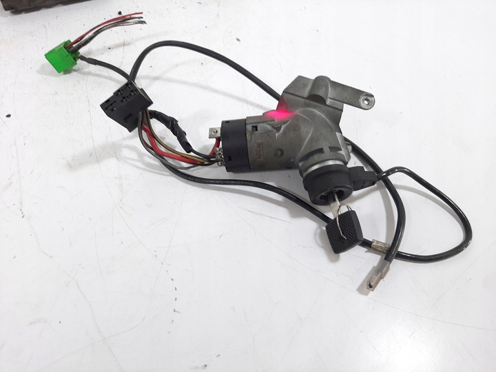 фото №11, Vw lt35 2.5tdi 2003r блок управления двигателя набор 074906018bd замок зажигания ключ