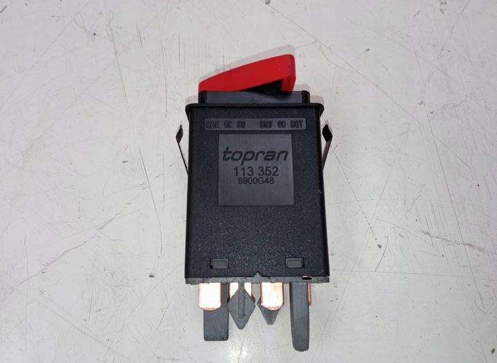 фото №4, Переключатель света аварийных skoda octavia