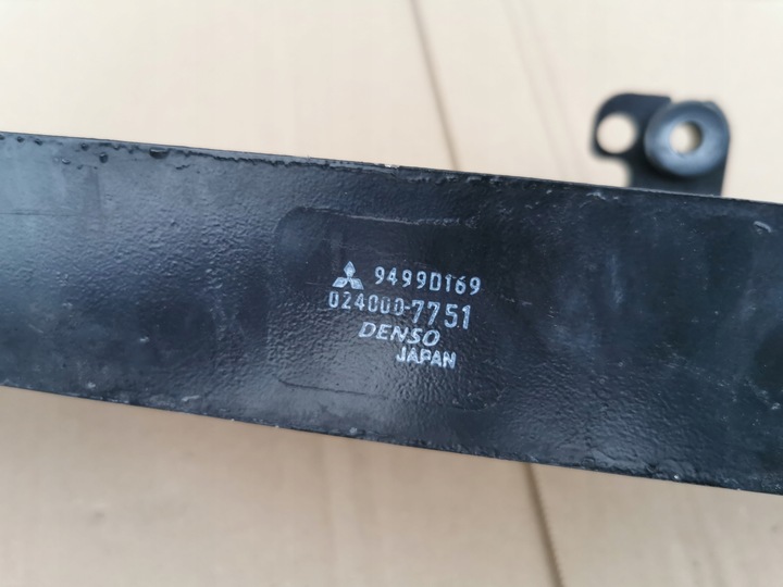 фото №9, Mitsubishi outlander iii 12- радиаторов масла denso 94990169