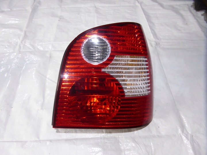 фото №1, Лампа зад задня заднє права vw polo iv 4 6q 01-05