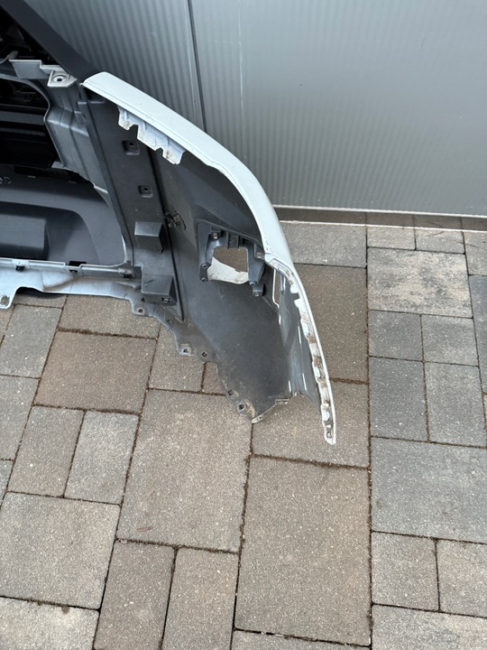 фото №16, Toyota hilux viii invincible бампер перед