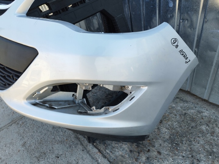 фото №9, Бампер перед решётка opel astra j iv рестайлинг 2012-2015 цвет z176